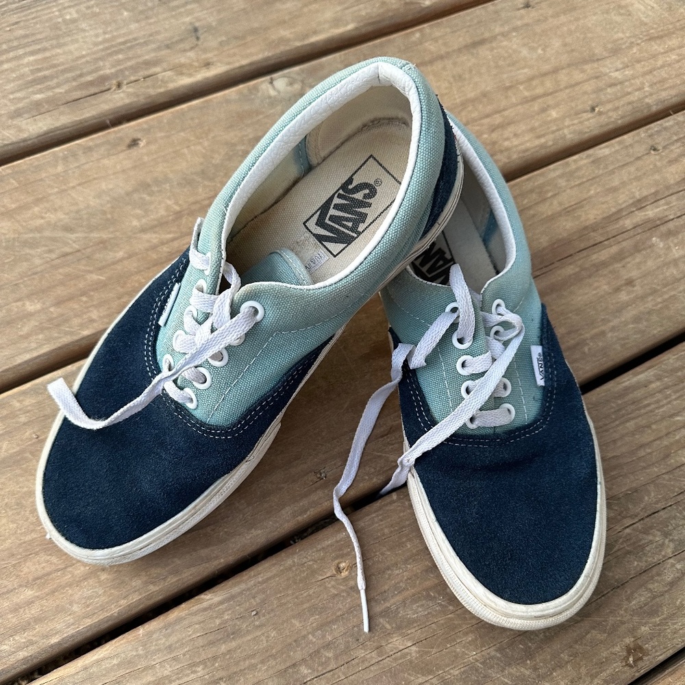 Vans Era two tone blue ★ men’s size 7, women’s 8.5